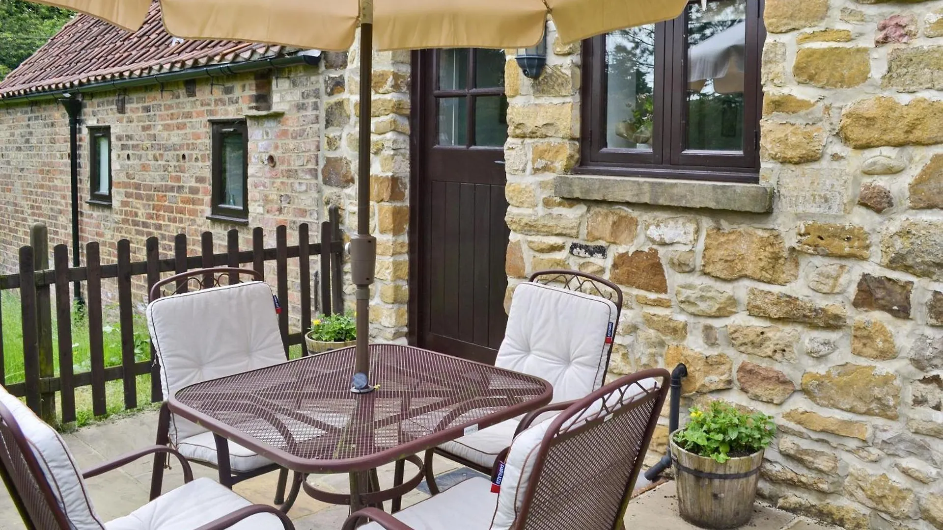 度假居 Paper Mill Cottage Sutton